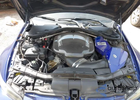 2011 BMW M3 z USA, uszkodzony, nr VIN WBSKG9C53BE368445